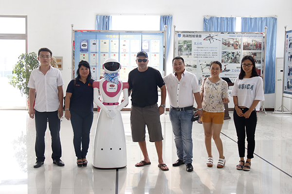 熱烈歡迎美國客商蒞臨我集團(tuán)采購設(shè)備