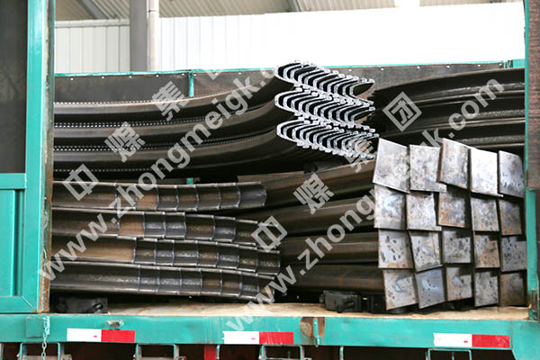 中煤集團(tuán)一批U型鋼支架發(fā)往青海海西州