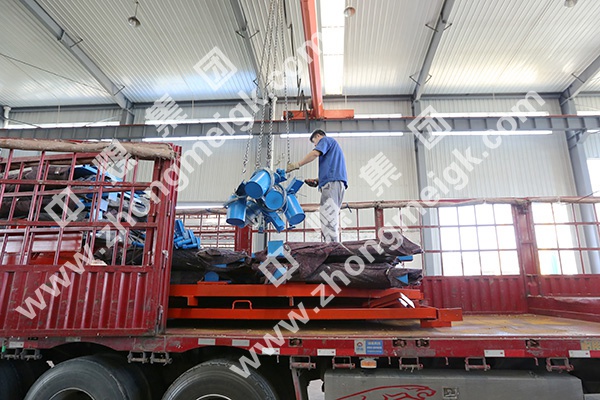 中煤集團(tuán)一批礦用門(mén)設(shè)備發(fā)往新疆伊寧