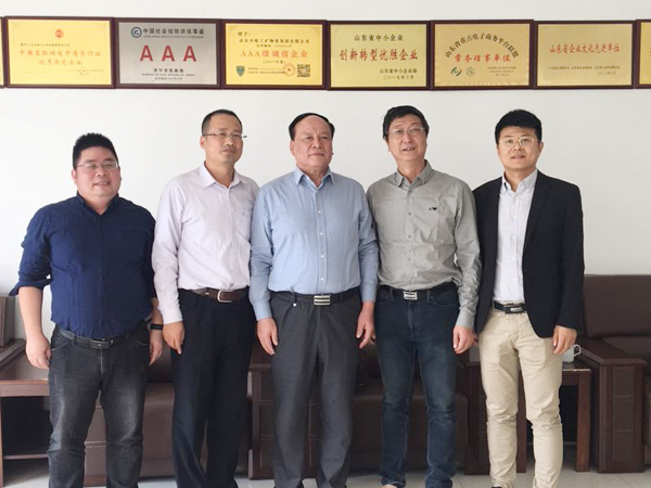 熱烈歡迎山東賽寶公司領(lǐng)導(dǎo)蒞臨中煤集團(tuán)參觀(guān)考察