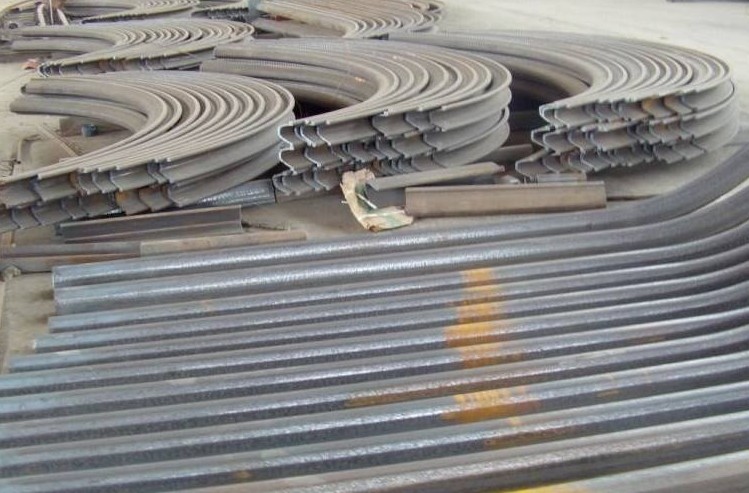 架設(shè)U型鋼支架時安全注意事項